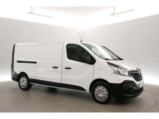 Renault Trafic 2.0 dCi 145PK L2H1 | Airco | Cruise | Camera | Carplay | 3 Zits | Trekhaak | Parkeersens. ActivLease financial lease