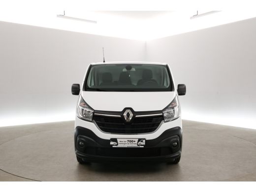 Renault Trafic 2.0 dCi 145PK L2H1 | Airco | Cruise | Camera | Carplay | 3 Zits | Trekhaak | Parkeersens. ActivLease financial lease