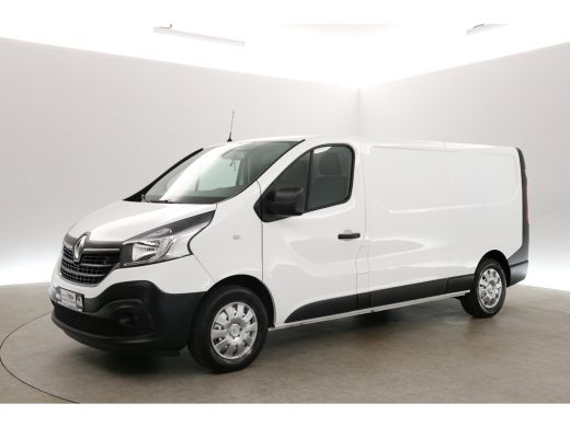 Renault Trafic 2.0 dCi 145PK L2H1 | Airco | Cruise | Camera | Carplay | 3 Zits | Trekhaak | Parkeersens. ActivLease financial lease