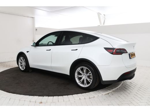 Tesla Model Y Long Range AWD 75 kWh Navigatie, trekhaak! Volleder, Climate ActivLease financial lease