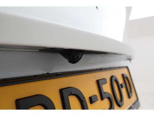 Tesla Model Y Long Range AWD 75 kWh Volleder, Stoel/stuurverwarming, Navigatie ActivLease financial lease