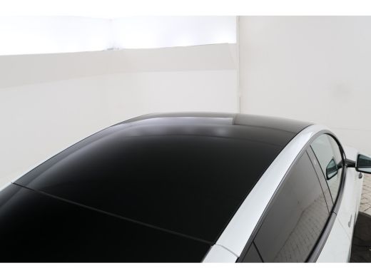 Tesla Model Y Long Range AWD 75 kWh Volleder, Stoel/stuurverwarming, Navigatie ActivLease financial lease