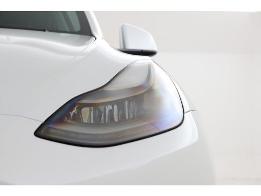 Tesla Model Y Long Range AWD 75 kWh Volleder, Stoel/stuurverwarming, Navigatie ActivLease financial lease