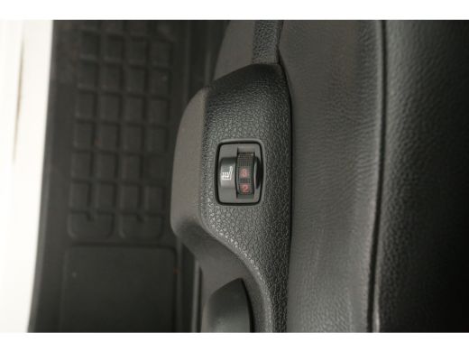 Toyota ProAce 2.0D L3H1 | Automaat | Airco | Cruise | Camera | 3 Zits | Carplay | Parkeersens. ActivLease financial lease