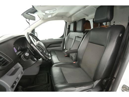 Toyota ProAce 2.0D L3H1 | Automaat | Airco | Cruise | Camera | 3 Zits | Carplay | Parkeersens. ActivLease financial lease