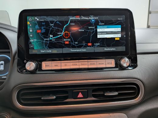 Hyundai Kona EV Business 64 kWh | SOH 100% | BLISS | Leder | Elek. Stoelen | Warmetepomp | ACC | Apple Carplay... ActivLease financial lease