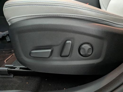 Hyundai Kona EV Business 64 kWh | SOH 100% | BLISS | Leder | Elek. Stoelen | Warmetepomp | ACC | Apple Carplay... ActivLease financial lease