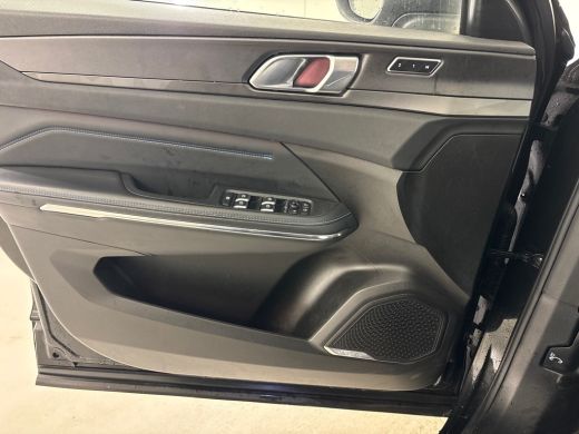 Lynk & Co 01 1.5 262pk Plug-in Pano Trekhaak Stoelverw Adaptive-CC 360&deg; Nav/Cam PHEV ActivLease financial lease