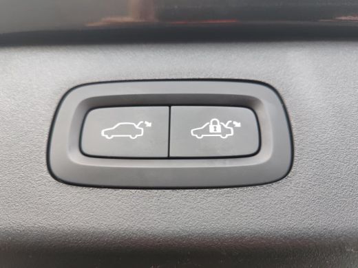 Lynk & Co 01 1.5 262pk Plug-in Pano Trekhaak Stoelverw Adaptive-CC 360&deg; Nav/Cam PHEV ActivLease financial lease