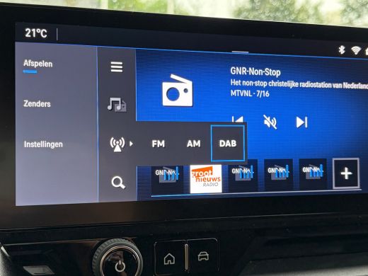 Opel Combo 1.5 BlueHDi 100 S&S L1 | 3 ZITS| NAVIGATIE + APPLE CARPLAY/ANDROID AUTO| HOUTEN VLOER IN LAADRUIM... ActivLease financial lease