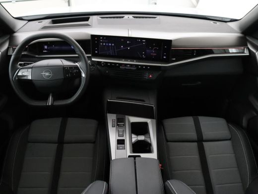 Opel Grandland | Adaptive cruise | Stuur/stoel verwarming | Trekhaak | Head-up | 360 Camera | Park assist | Carp... ActivLease financial lease