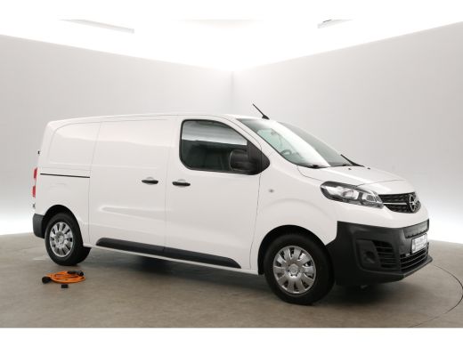 Opel Vivaro-e 50 kWh L2H1 | Snelladen | SOH 92% | Airco | Cruise | 3 Zits | Parkeersens. ActivLease financial lease