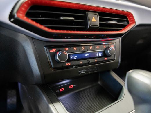 Seat Ibiza 1.5 TSI Sport / 150pk / NAP / Apple CarPlay / Automatische klimaatregeling / ActivLease financial lease
