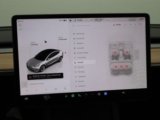 Tesla Model 3 Standard RWD Plus 60 kWh 238 Pk | Stoel/Stuurverwarming | Panoramadak | 360 camera | Adaptive Cru... ActivLease financial lease