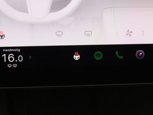 Tesla Model 3 Standard RWD Plus 60 kWh 238 Pk | Stoel/Stuurverwarming | Panoramadak | 360 camera | Adaptive Cru... ActivLease financial lease
