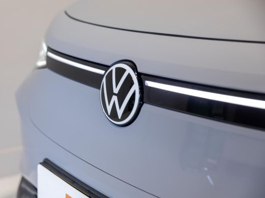 Volkswagen ID.4 Family 77 kWh SOH 92% / 204pk / NAP / Warmtepomp / Panorama dak / Achteruitrij camera / Stoelverw... ActivLease financial lease