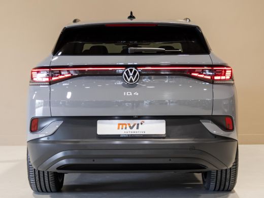 Volkswagen ID.4 Family 77 kWh SOH 92% / 204pk / NAP / Warmtepomp / Panorama dak / Achteruitrij camera / Stoelverw... ActivLease financial lease