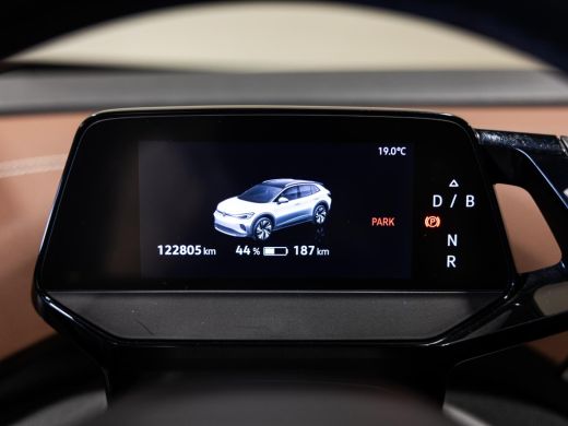 Volkswagen ID.4 Family 77 kWh SOH 92% / 204pk / NAP / Warmtepomp / Panorama dak / Achteruitrij camera / Stoelverw... ActivLease financial lease