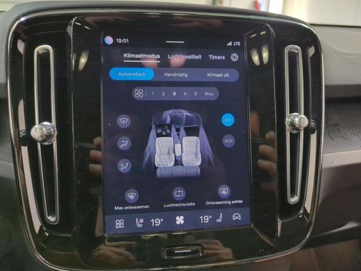 Volvo  C40 Recharge Plus 69 kWh | Pano | Achteruitrijcamera | Apple Carplay/Android Auto | Clima | Achteruit... ActivLease financial lease
