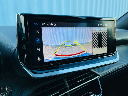 Peugeot 2008 1.2 Hybrid 145 GT Adaptieve Cruise | Camera 360! | 18'' Lichemtaal | Leder/Stof | Carplay | LUXE ... ActivLease financial lease