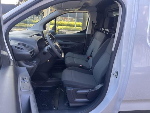 Toyota ProAce Navigator 50 kWh | 06-10141018 Voor meer informatie ActivLease financial lease