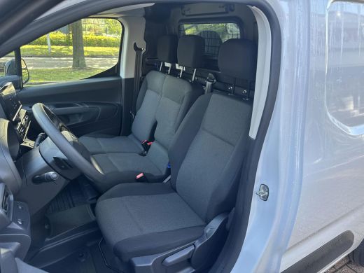 Toyota ProAce Navigator 50 kWh | 06-10141018 Voor meer informatie ActivLease financial lease