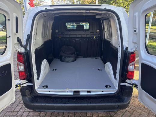 Toyota ProAce Navigator 50 kWh | 06-10141018 Voor meer informatie ActivLease financial lease