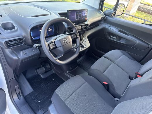 Toyota ProAce Navigator 50 kWh | 06-10141018 Voor meer informatie ActivLease financial lease