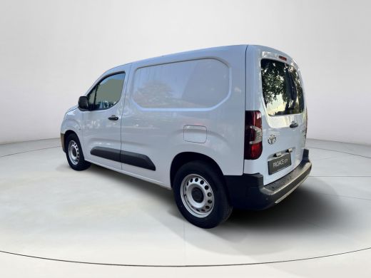 Toyota ProAce Navigator 50 kWh | 06-10141018 Voor meer informatie ActivLease financial lease
