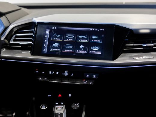 Audi Q4 e-tron 40 Launch edition S Competition 77 kWh SOH 94% / 204pk / Panorama dak / Warmtepomp / Sonos / Adap... ActivLease financial lease