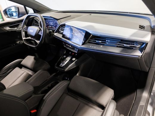 Audi Q4 e-tron 40 Launch edition S Competition 77 kWh SOH 94% / 204pk / Panorama dak / Warmtepomp / Sonos / Adap... ActivLease financial lease