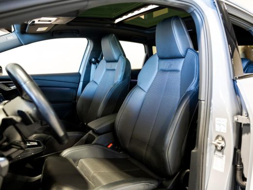 Audi Q4 e-tron 40 Launch edition S Competition 77 kWh SOH 94% / 204pk / Panorama dak / Warmtepomp / Sonos / Adap... ActivLease financial lease