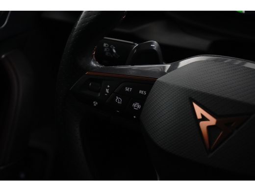 CUPRA Formentor 1.4 e-Hybrid Business l Elekt. Stoel incl Memory l Panoramadak l 19" l Navigatie l Half Leder l S... ActivLease financial lease
