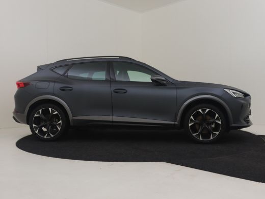 CUPRA Formentor 1.4 e-Hybrid Business l Elekt. Stoel incl Memory l Panoramadak l 19" l Navigatie l Half Leder l S... ActivLease financial lease