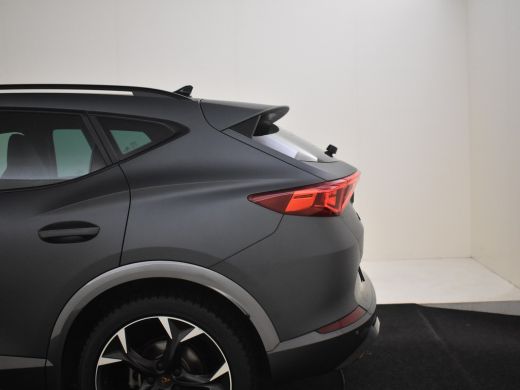 CUPRA Formentor 1.4 e-Hybrid Business l Elekt. Stoel incl Memory l Panoramadak l 19" l Navigatie l Half Leder l S... ActivLease financial lease