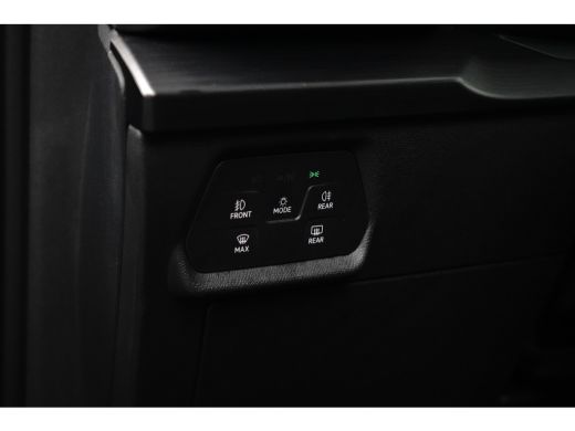 CUPRA Formentor 1.4 e-Hybrid Business l Elekt. Stoel incl Memory l Panoramadak l 19" l Navigatie l Half Leder l S... ActivLease financial lease