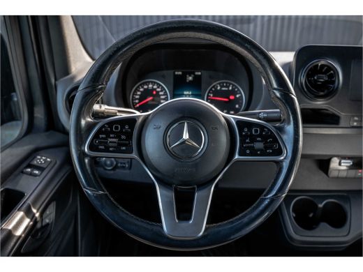 Mercedes-Benz Sprinter 314 CDI RWD L2H1 | Automaat | 3-Zits | Camera | Cruise | Mbux | Airco | Imperiaal ActivLease financial lease