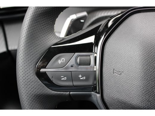 Peugeot 208 1.2 Hybrid GT | Automaat | NL auto | 360 camera | Keyless | Navigatie  | Apple carplay & Android ... ActivLease financial lease