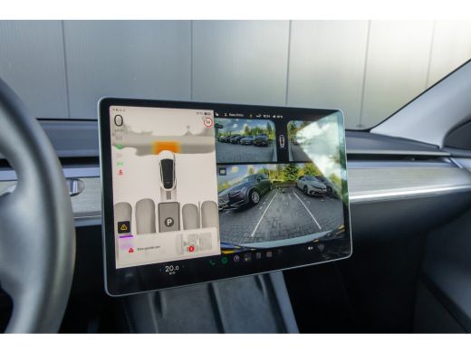 Tesla Model Y RWD 58 kWh | Panoramadak | BTW auto ActivLease financial lease