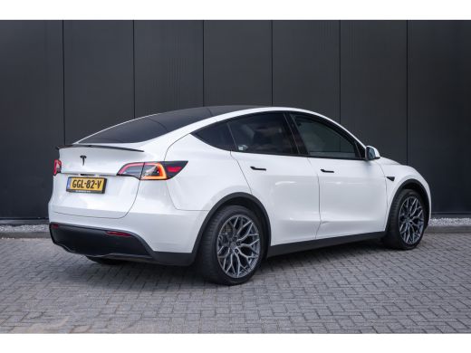 Tesla Model Y RWD 58 kWh | Panoramadak | BTW auto ActivLease financial lease