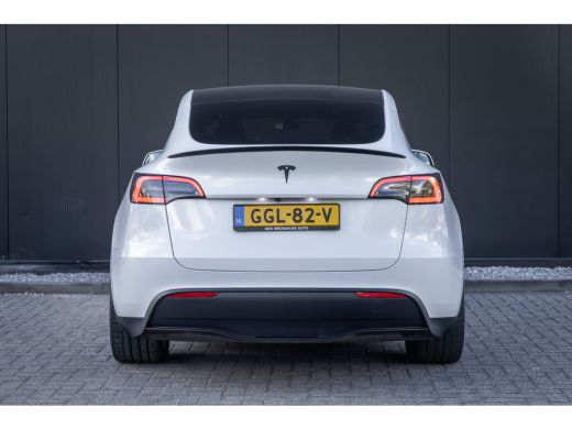 Tesla Model Y RWD 58 kWh | Panoramadak | BTW auto ActivLease financial lease