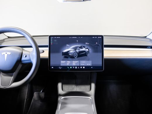 Tesla Model Y RWD 58 kWh SOH 93% / 299pk / Trekhaak / ActivLease financial lease