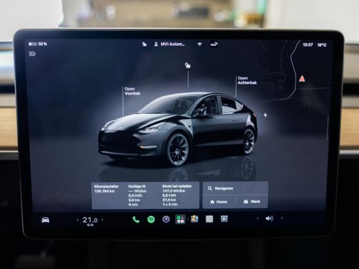 Tesla Model Y RWD 58 kWh SOH 93% / 299pk / Trekhaak / ActivLease financial lease