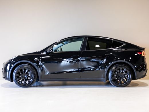 Tesla Model Y RWD 58 kWh SOH 93% / 299pk / Trekhaak / ActivLease financial lease