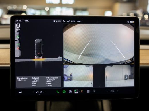 Tesla Model Y RWD 58 kWh SOH 93% / 299pk / Trekhaak / ActivLease financial lease