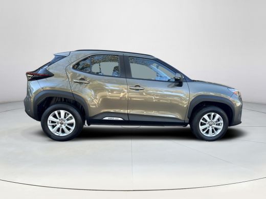 Toyota Yaris Cross 1.5 Hybrid 115 Business Plus ActivLease financial lease
