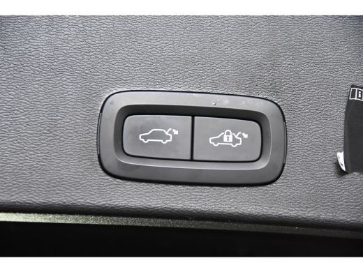 Volvo  XC40 1.5 T4 Plug-in hybrid Inscription *1ste Eigenaar*Navigatie*PDC* ActivLease financial lease