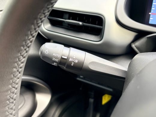 Jeep Avenger Summit 54 kWh 156 PK | ADAPTIEVE CRUISE CONTROL| SFEERVERLICHTING| DODEHOEK DETECTIE| DRAADLOZE T... ActivLease financial lease