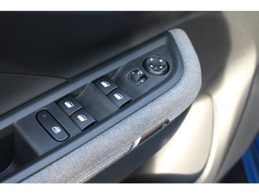 Opel Frontera GS - Electric 54 kWh | Fase 3 laden | Navigatie | Camera | Stoelverwarming | Apple carplay | Nieuw | ActivLease financial lease