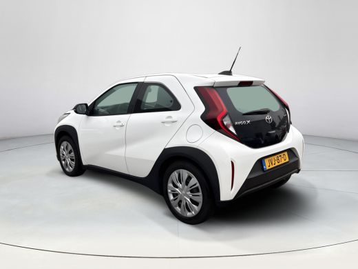 Toyota Aygo X Hybrid 115 play ActivLease financial lease